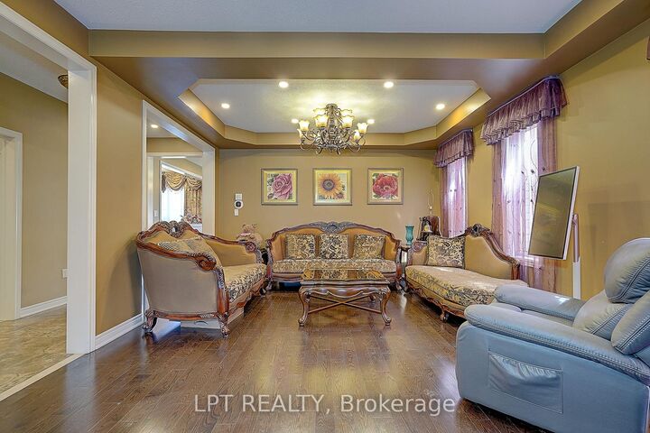 Property Photo: 1168 McTavish Drive ON L3X 0A7