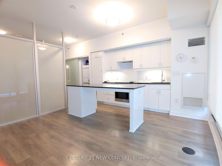 Property Photo:  426 University Avenue 2607  ON M5G 1S9 