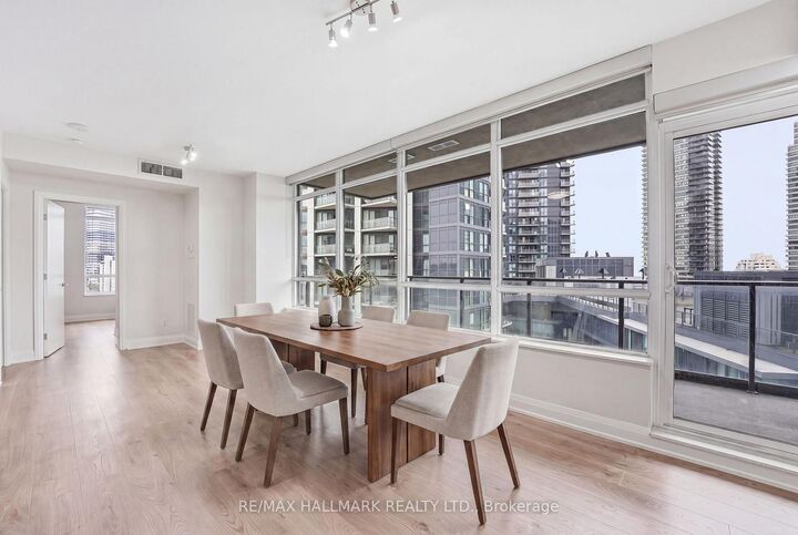 36 Park Lawn Road 710 — photo 1