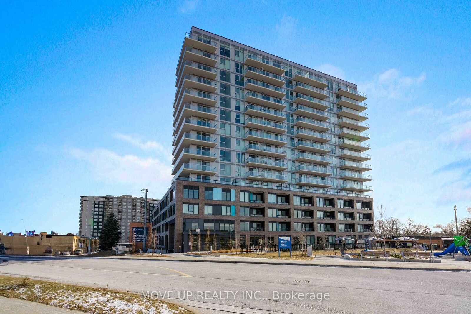 Property Photo:  185 Deerfield Road 310  ON L3Y 0G7 