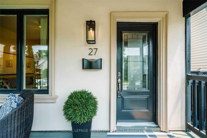 Property Photo:  27 Coleridge Avenue  ON M4C 4H4 