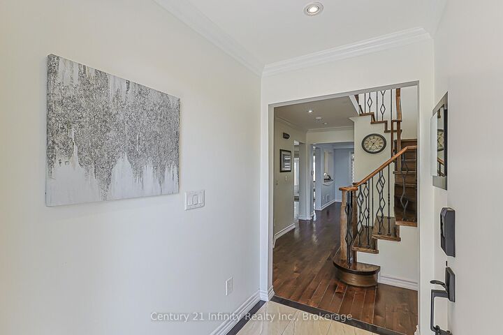 Property Photo:  867 Renaissance Drive  ON L1J 8K6 