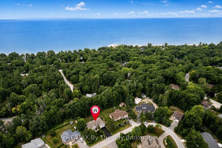 Property Photo:  28 Bridlewood Crescent  ON L9Z 1B4 