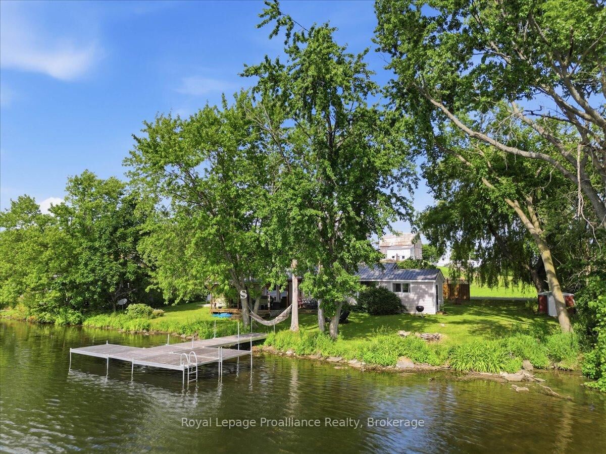 Property Photo: 482 Haigs Reach Road ON K0L 1L0
