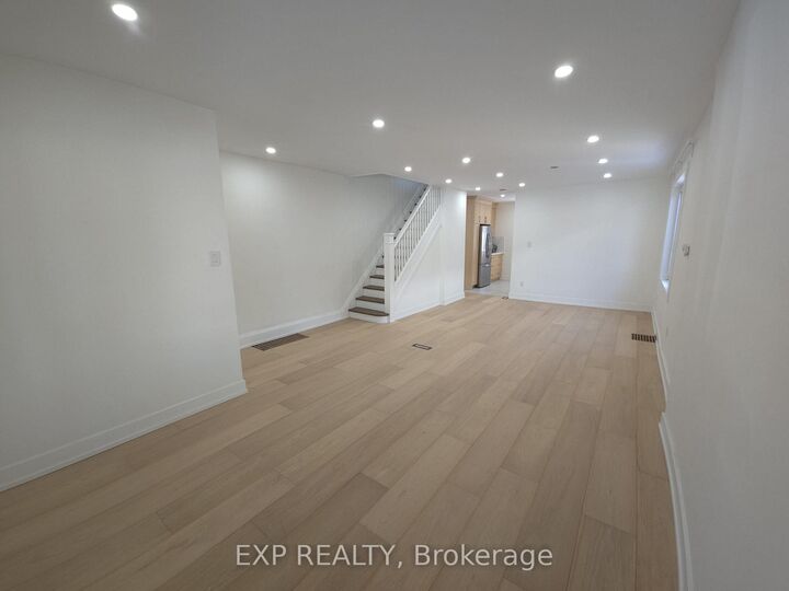Property Photo:  926 Greenwood Avenue  ON M4J 4C1 