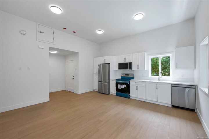 Property Photo: 4016 Wiseton St #D BC V8Z 4M7