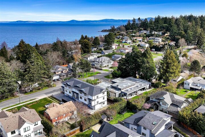 Property Photo: 1559 Ash Rd #2 BC V8N 2S9