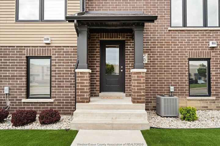 Property Photo: 735 Brownstone Road ON N8K 0A8