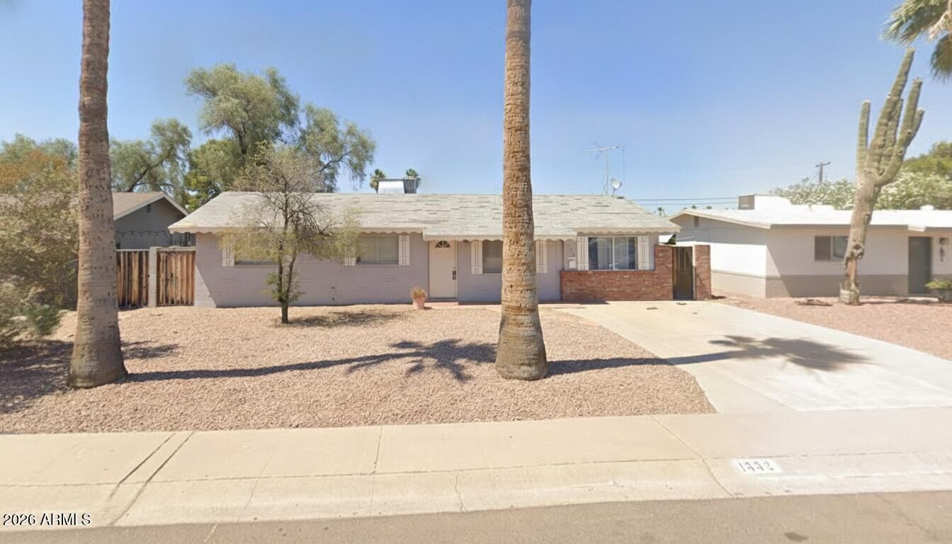 Property Photo:  1332 W 16th Street  AZ 85281 