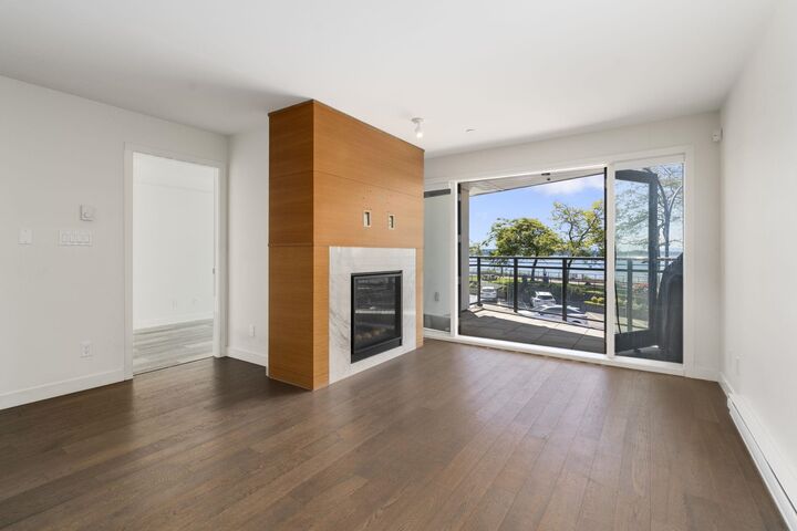 Property Photo: 1150 Oxford Street 203 BC V4B 1C1
