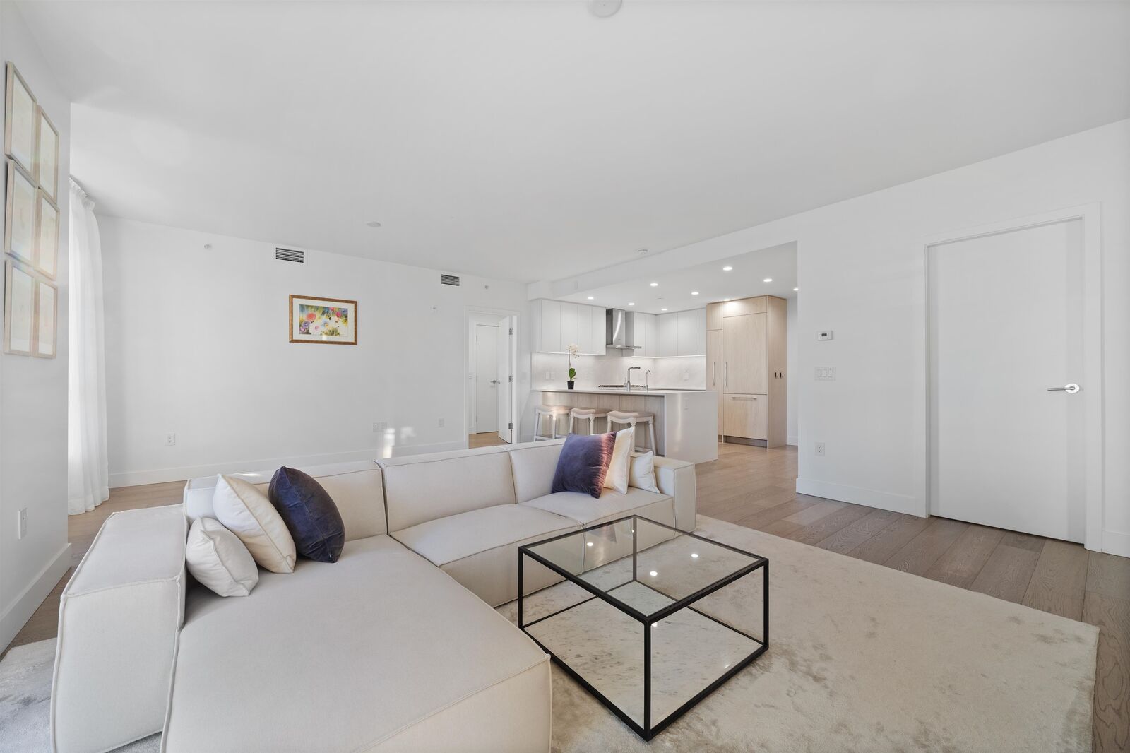 Property Photo: 177 W 3rd Street 507 BC V7M 0G5