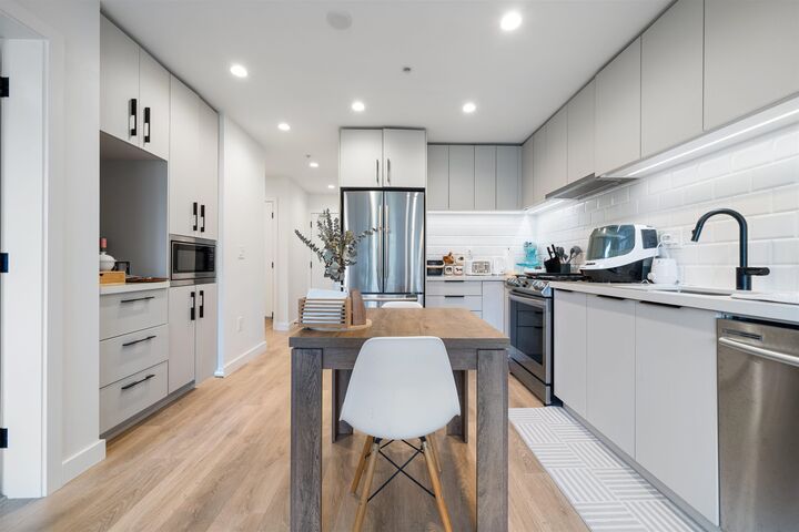Property Photo:  3038 St George Street 303  BC V3H 0L3 