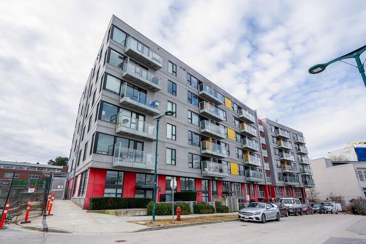 Property Photo: 384 E 1st Avenue 708 BC V5T 0G5