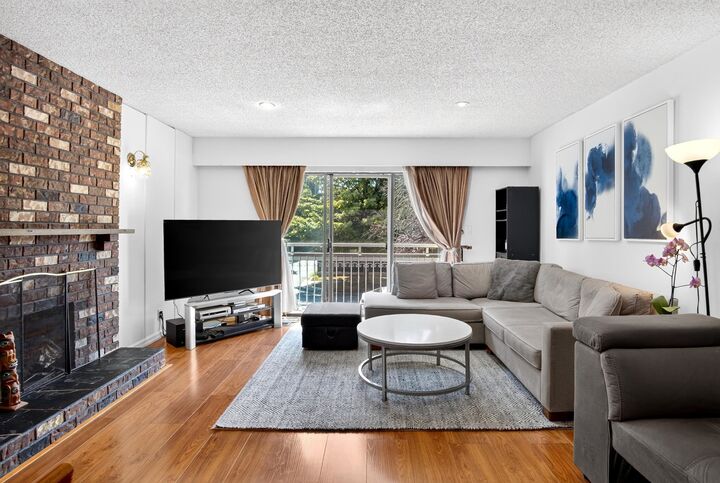 Property Photo: 2871 E 18th Avenue BC V5M 2R1