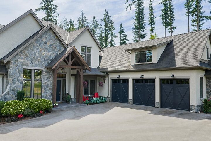 Property Photo: 142 208 Street BC V2Z 1T7