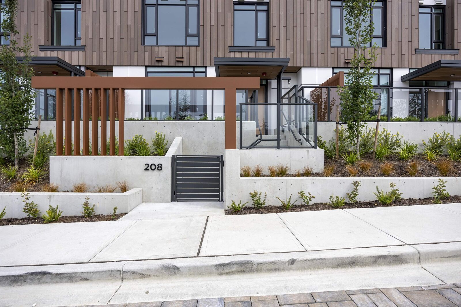 Property Photo: 3963 Uplands 208 BC V7S 0B7