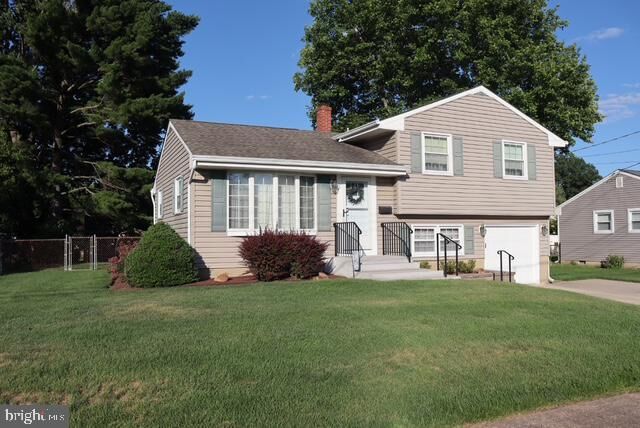 Property Photo:  12 Phaeton Drive  NJ 08690 
