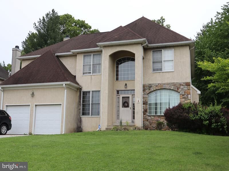 Property Photo:  1 Kathryn Lane  PA 19008 