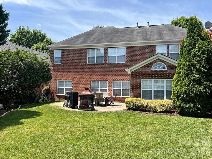 Property Photo:  2305 Barrington Ridge Drive  NC 28173 