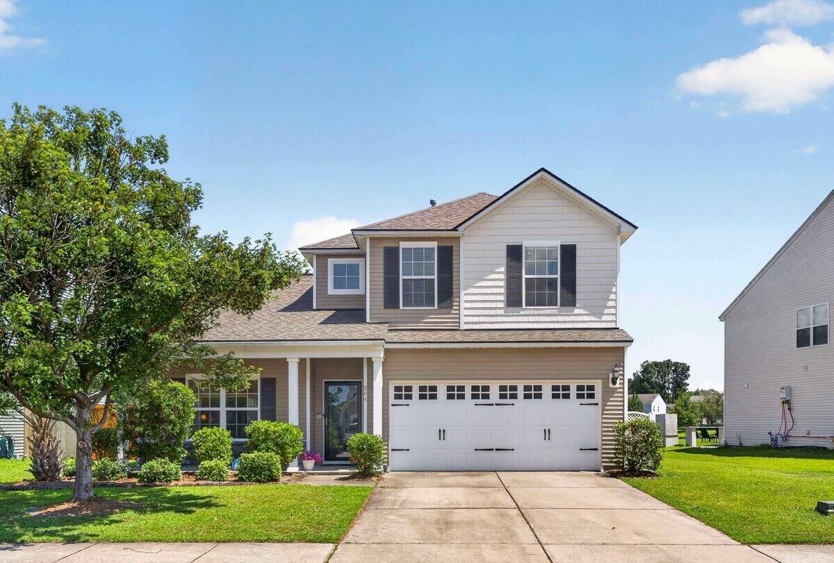 Property Photo: 204 Decatur Drive SC 29486