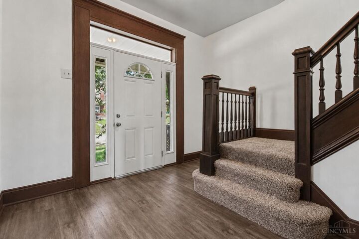 Property Photo: 934 Sunset Avenue OH 45205