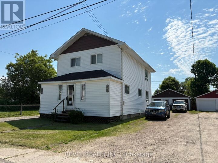 36 Stewart Avenue — photo 1