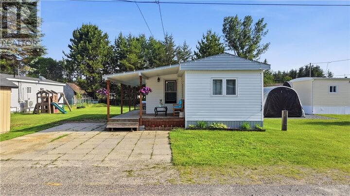 Property Photo:  188 Janet Street  ON P3P 1H7 