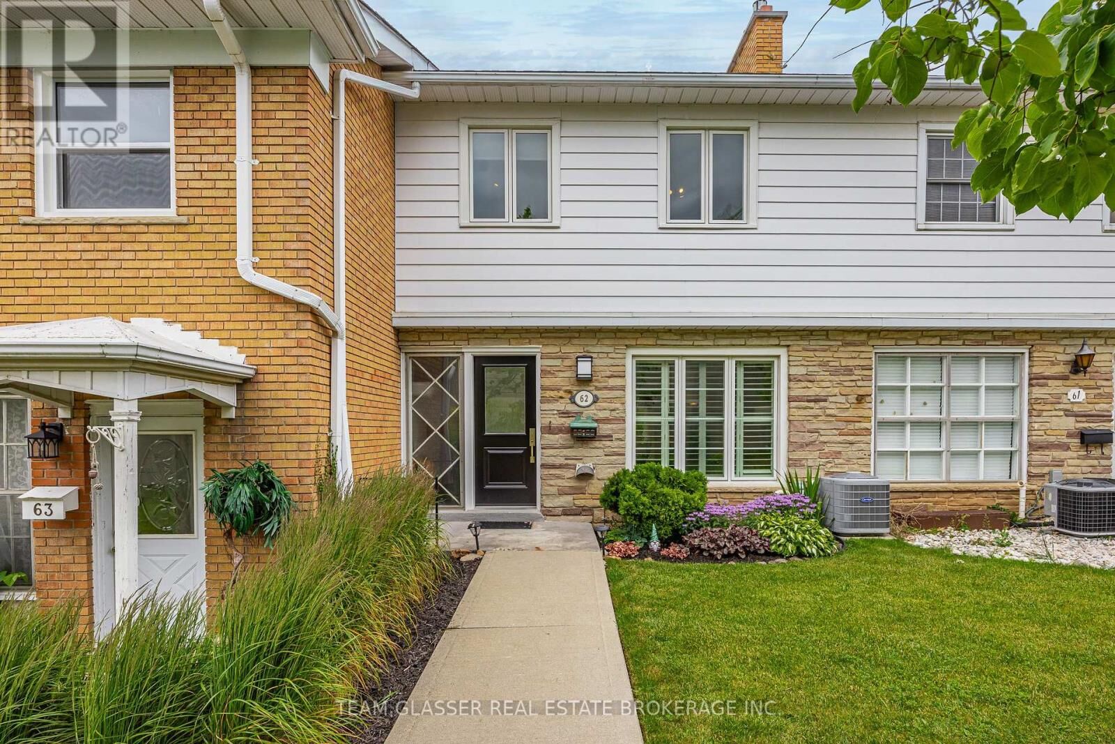 Property Photo:  1220 Royal York Road 62  ON N6H 3Z9 