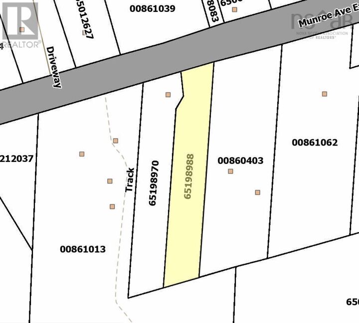 Lot Munroe Avenue Extension — photo 1