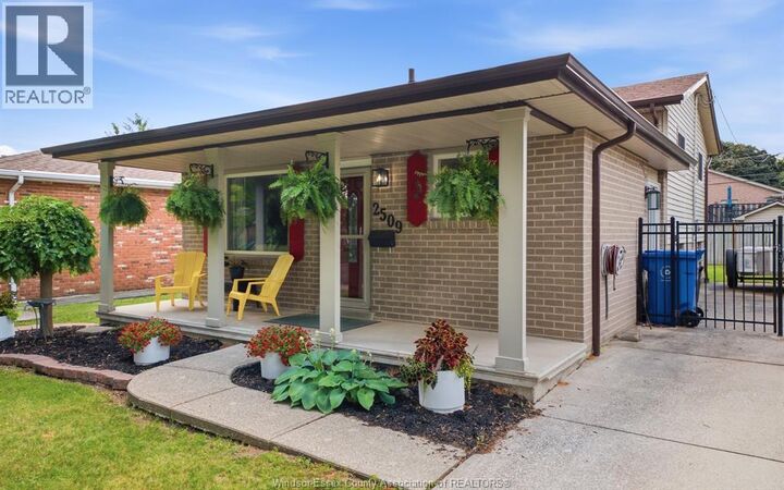 Property Photo:  2509 Ellrose  ON N8W 5E8 
