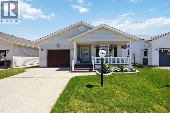 5700 Blackwell Sideroad 74 — photo 1