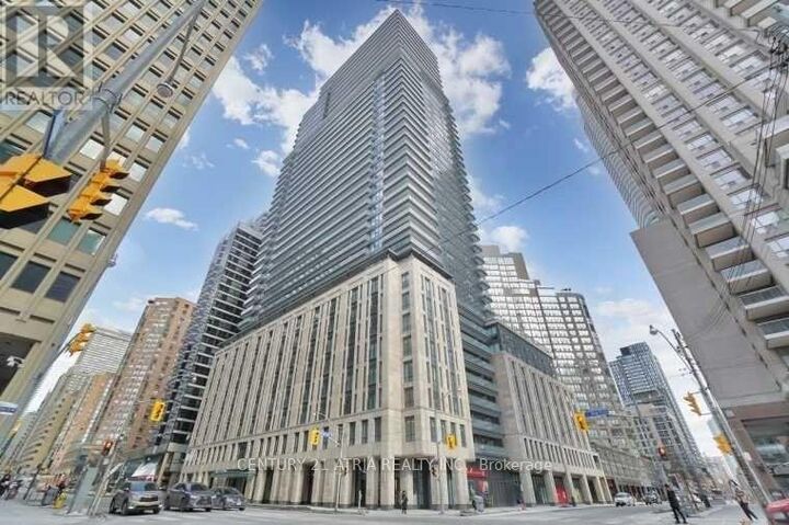 Property Photo:  955 Bay Street 616  ON M5S 0C6 
