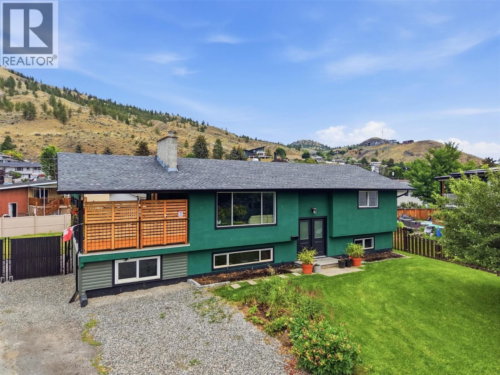 Photo de la propriété: 870 Sumac Place BC V2B 6R4