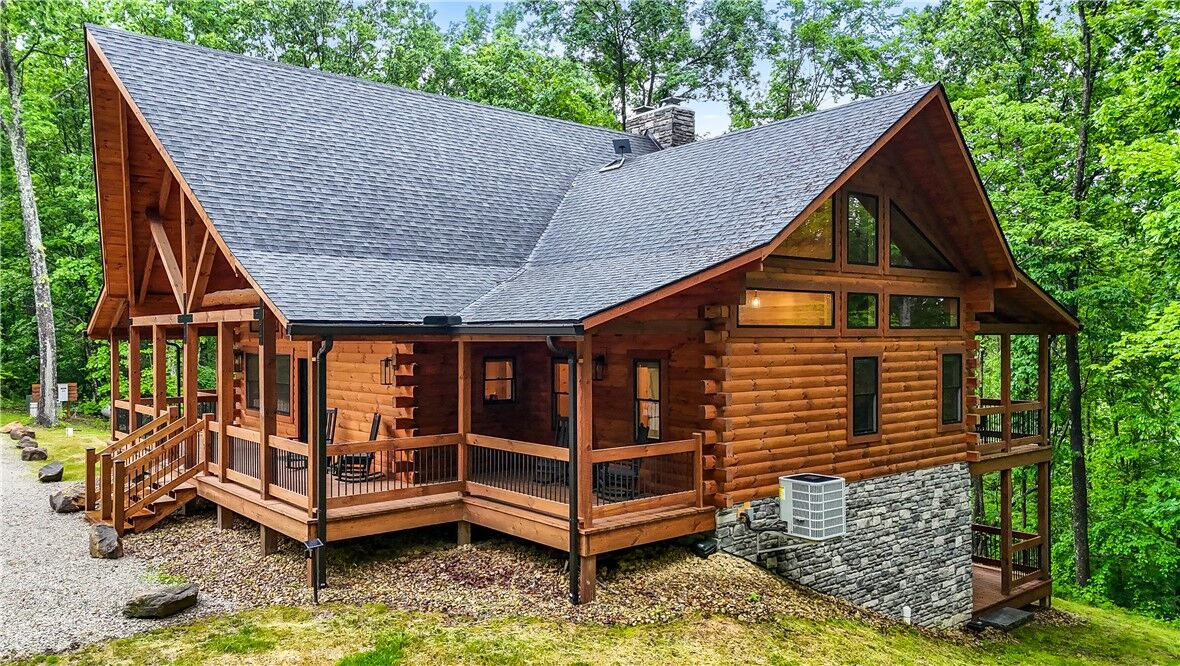Property Photo:  25089 Chapel Ridge Road  OH 43152 