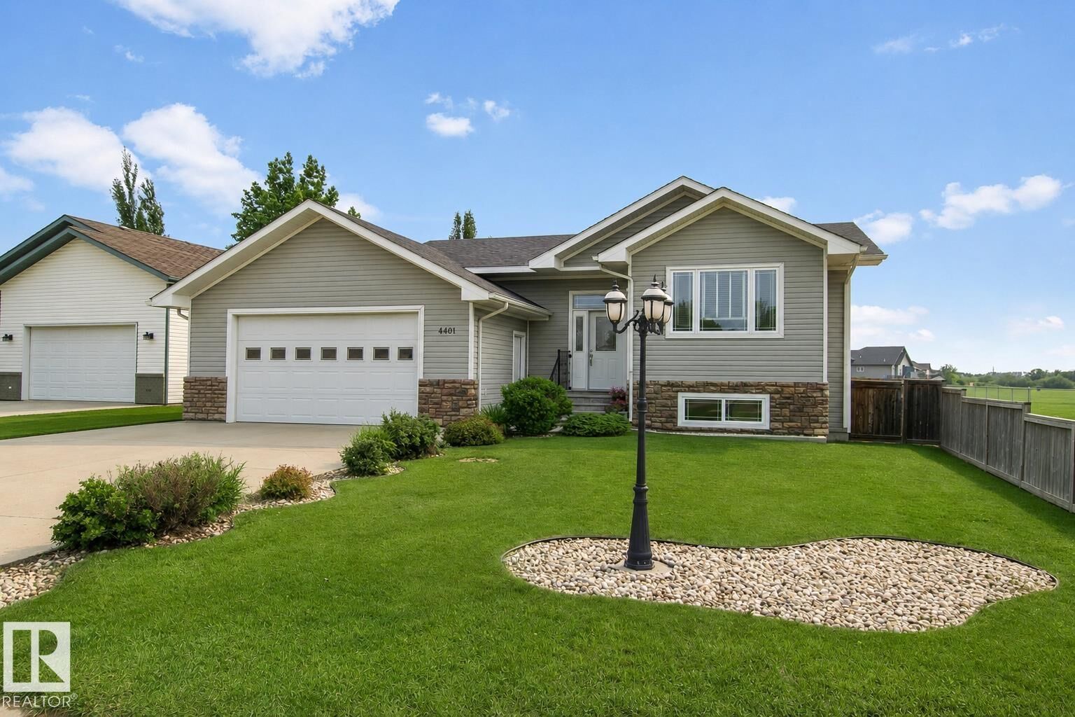 Property Photo: 4401 39 Street AB T9N 2P4