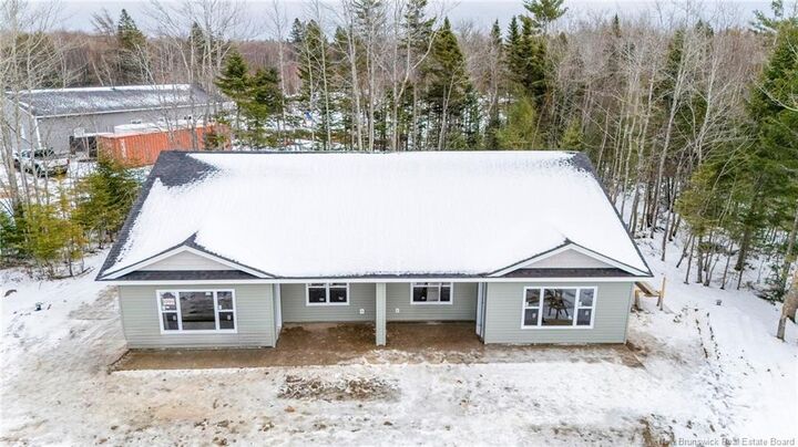 Property Photo:  15 Shoreway Street  NB E4W 2A9 