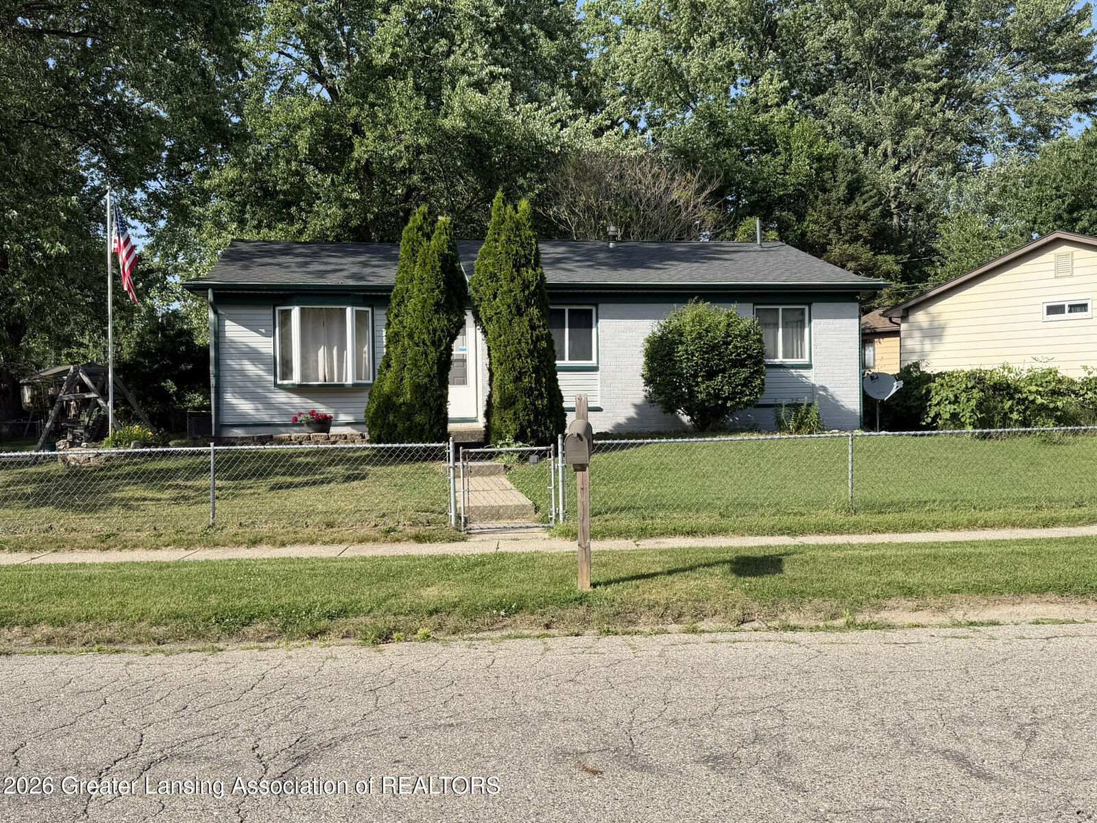 Property Photo:  4326 Davlind Drive  MI 48842 