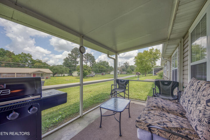 Property Photo: 332 Meriwether Way TN 37863