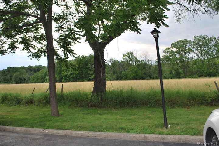 Property Photo:  47 Homestead Village Drive  NY 10990 