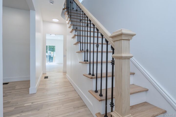 Property Photo:  110 Greenkill Avenue  NY 12401 