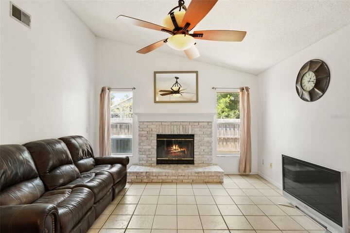 Property Photo: 5543 Pine Street FL 32757