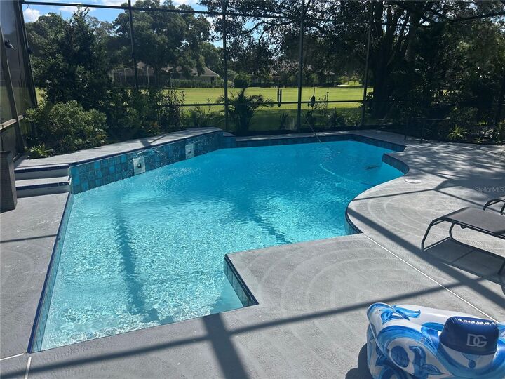 Property Photo:  2435 Sweetwater Country Club Place Drive  FL 32712 