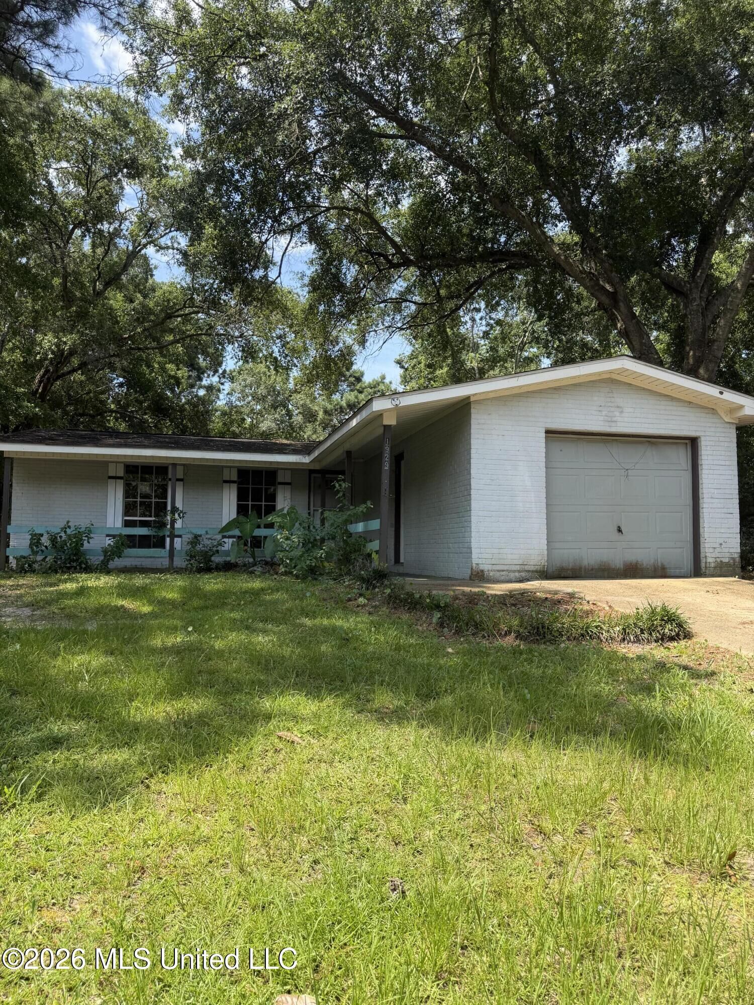Property Photo:  1929 Carol Drive  MS 39553 
