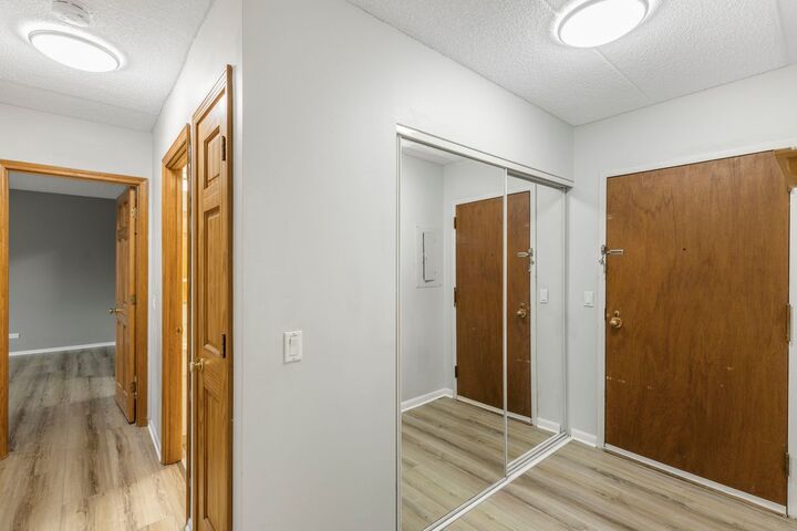Property Photo: 9737 N Fox Glen Drive 2M IL 60714