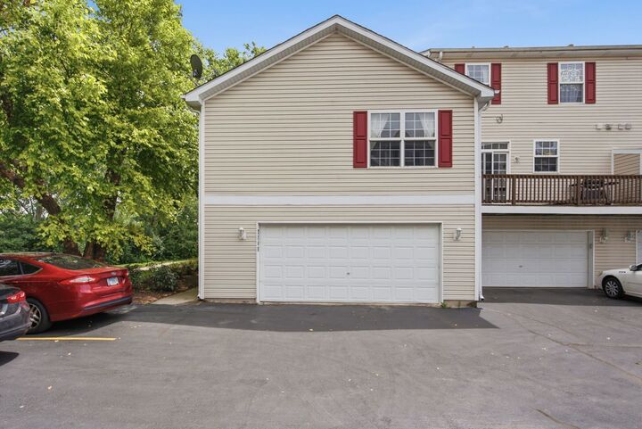 Property Photo:  2248 Graystone Drive 2248  IL 60431 