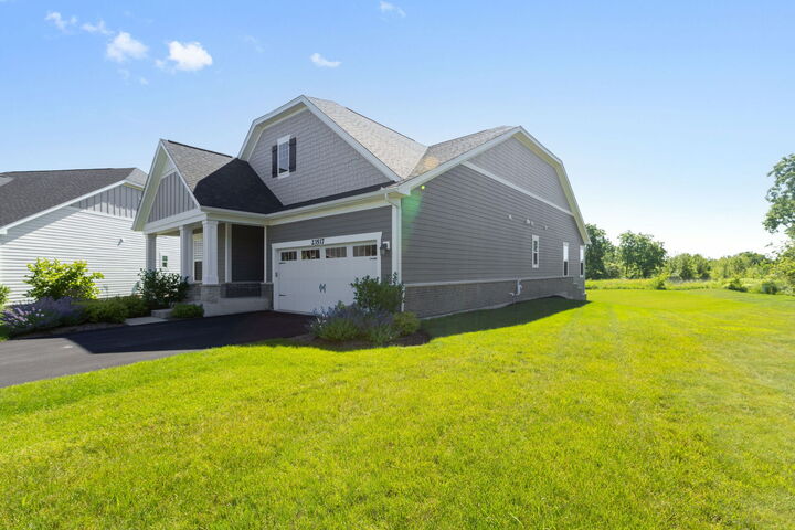 Property Photo:  23517 N Birkdale Drive  IL 60047 