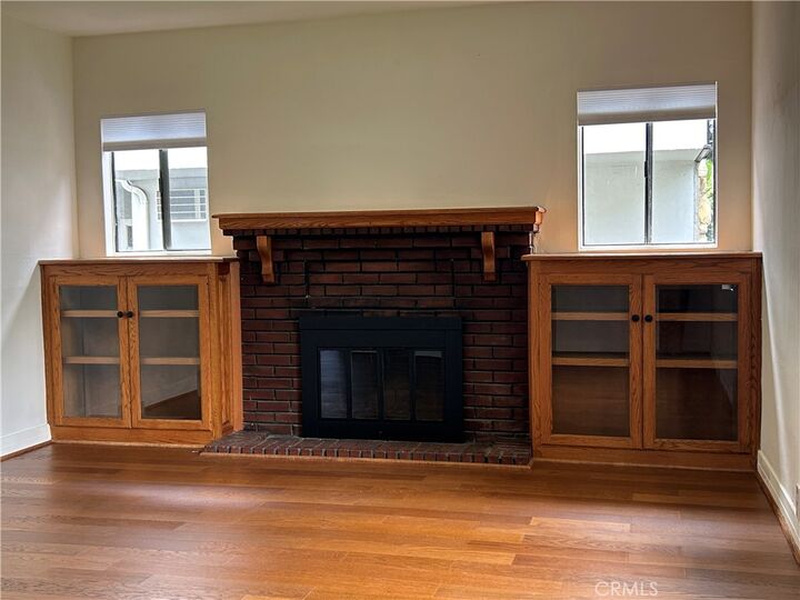 Property Photo:  214 E Stocker Street  CA 91207 