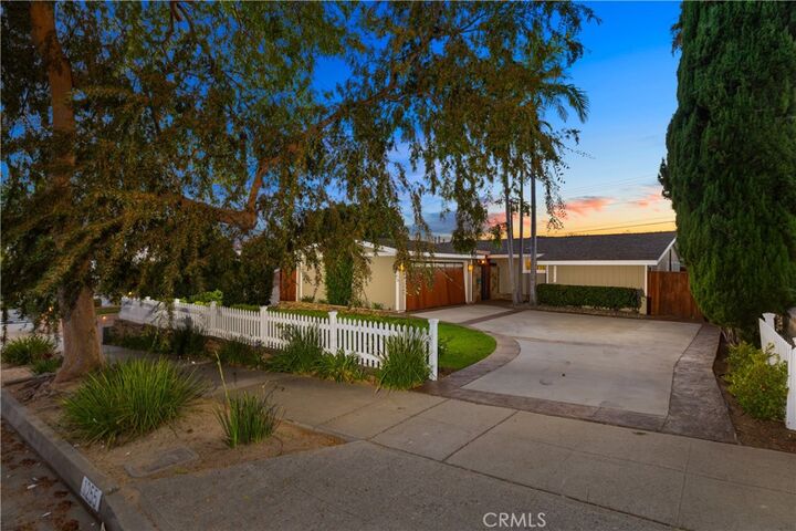 Property Photo:  1255 Hastings Ranch Drive  CA 91107 