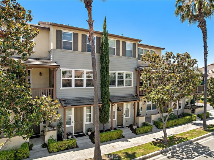 Property Photo:  806 E Prommenade  CA 91702 