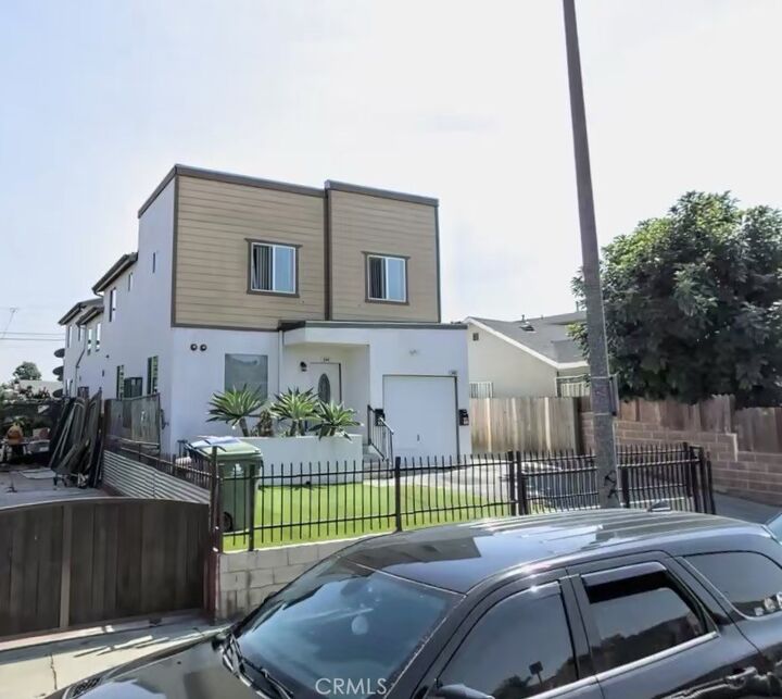 Property Photo:  342 344 E 118th  CA 90061 